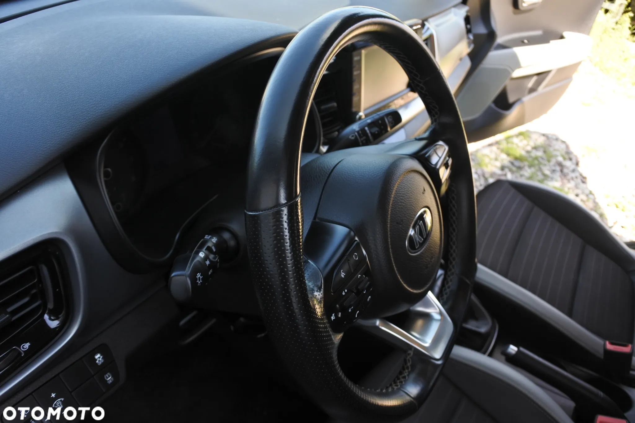 Kia Stonic 1.0 T-GDI 120 Platinum Edition - 17