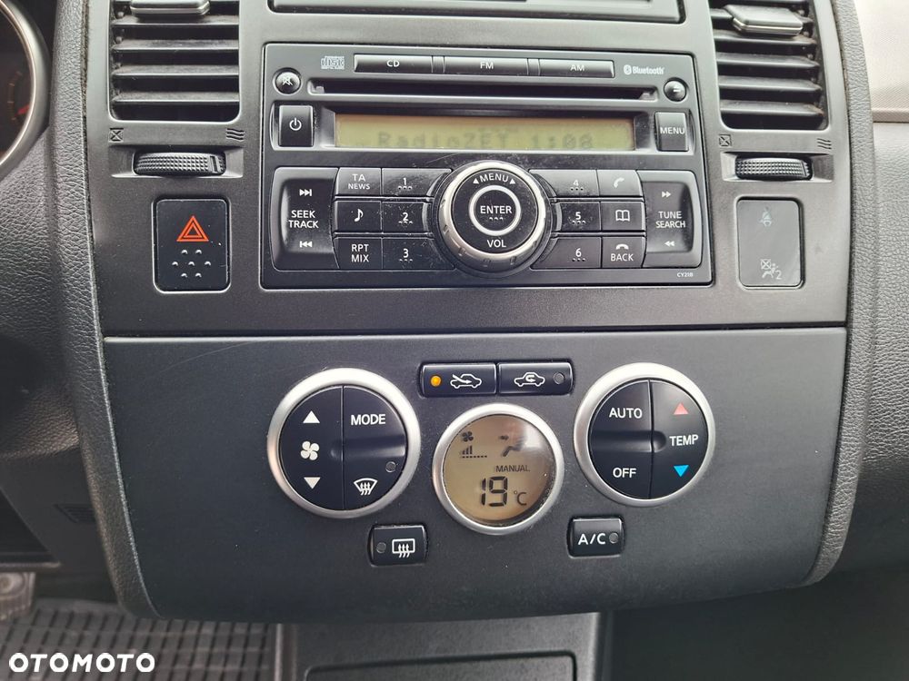 Nissan Tiida 1.6 Visia AC/CD - 12