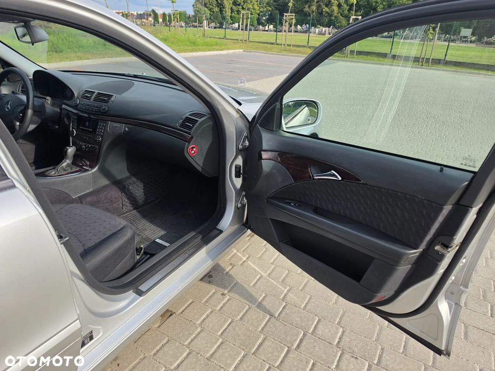 Mercedes-Benz Klasa E 320 CDI Classic DPF - 16