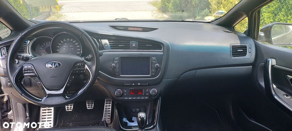 Kia Ceed 1.6 CRDi 136 ISG GT Line - 13
