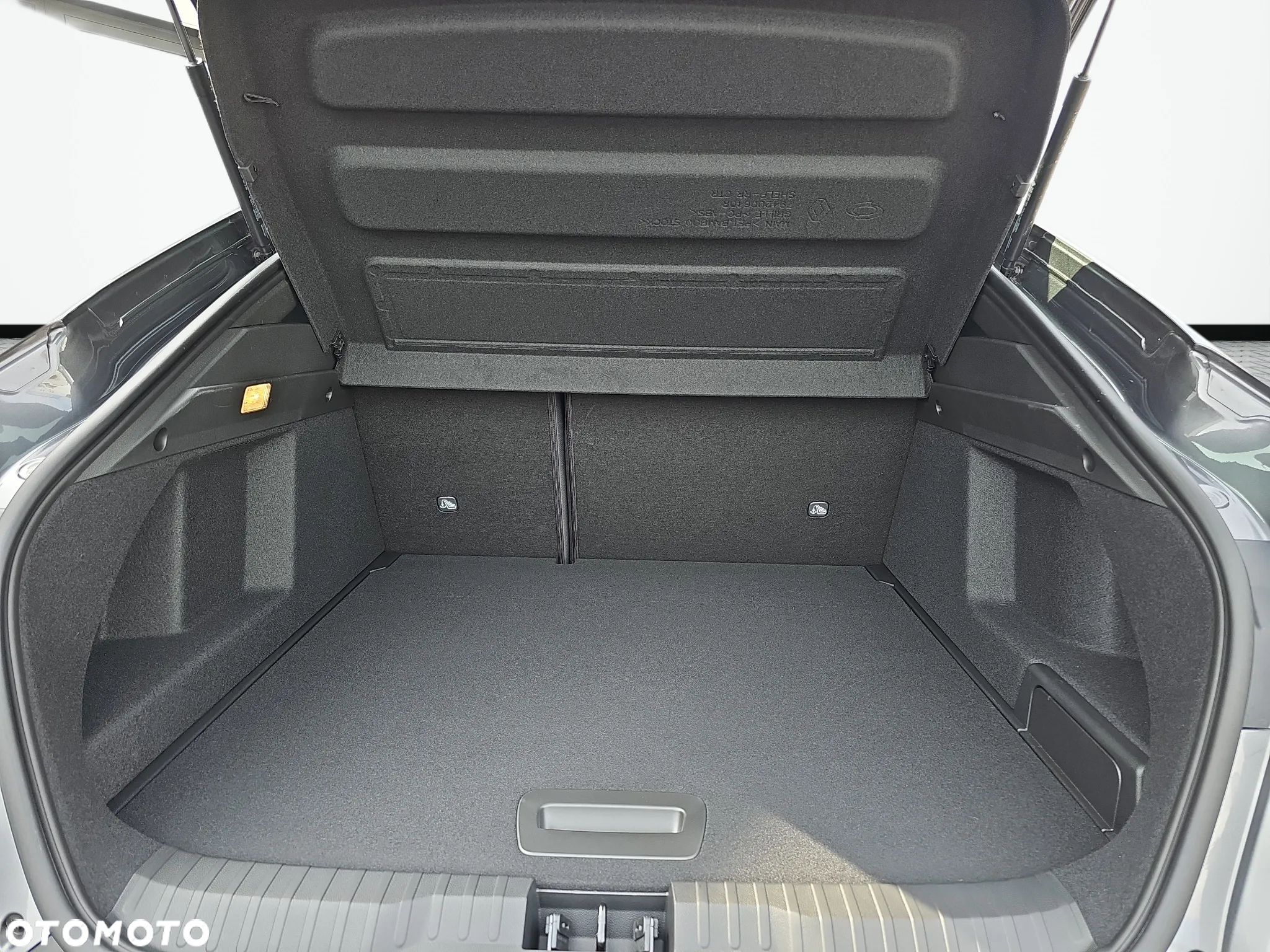 Renault Arkana 1.6 E-TECH Techno MMT - 26