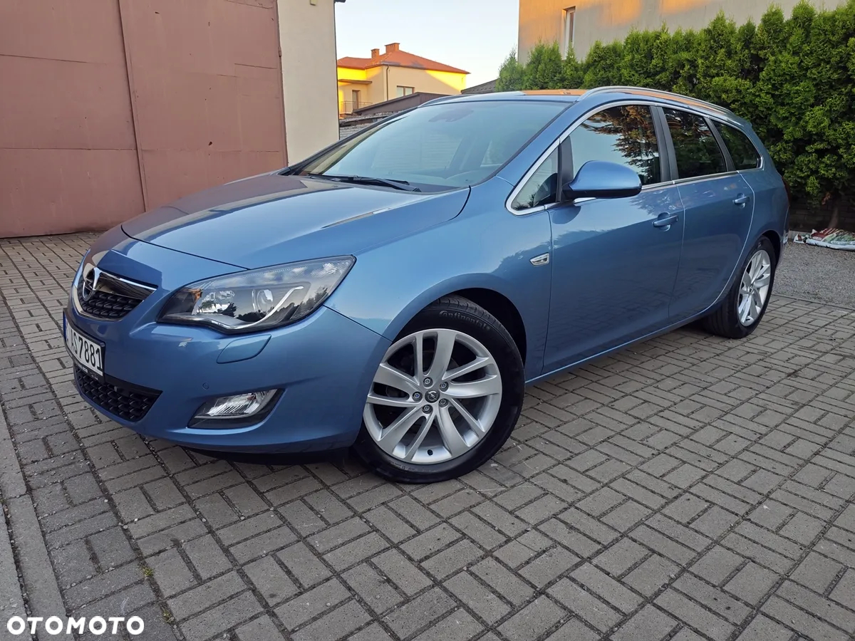 Opel Astra IV 1.4 T Cosmo - 14