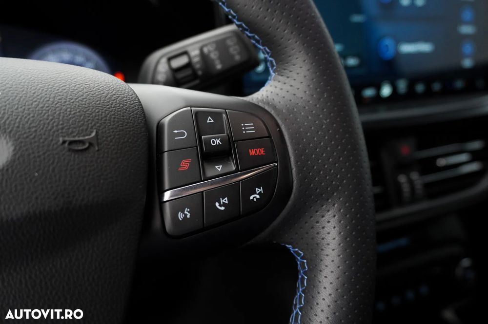 Ford Focus 2.3 EcoBoost S&S ST - 18