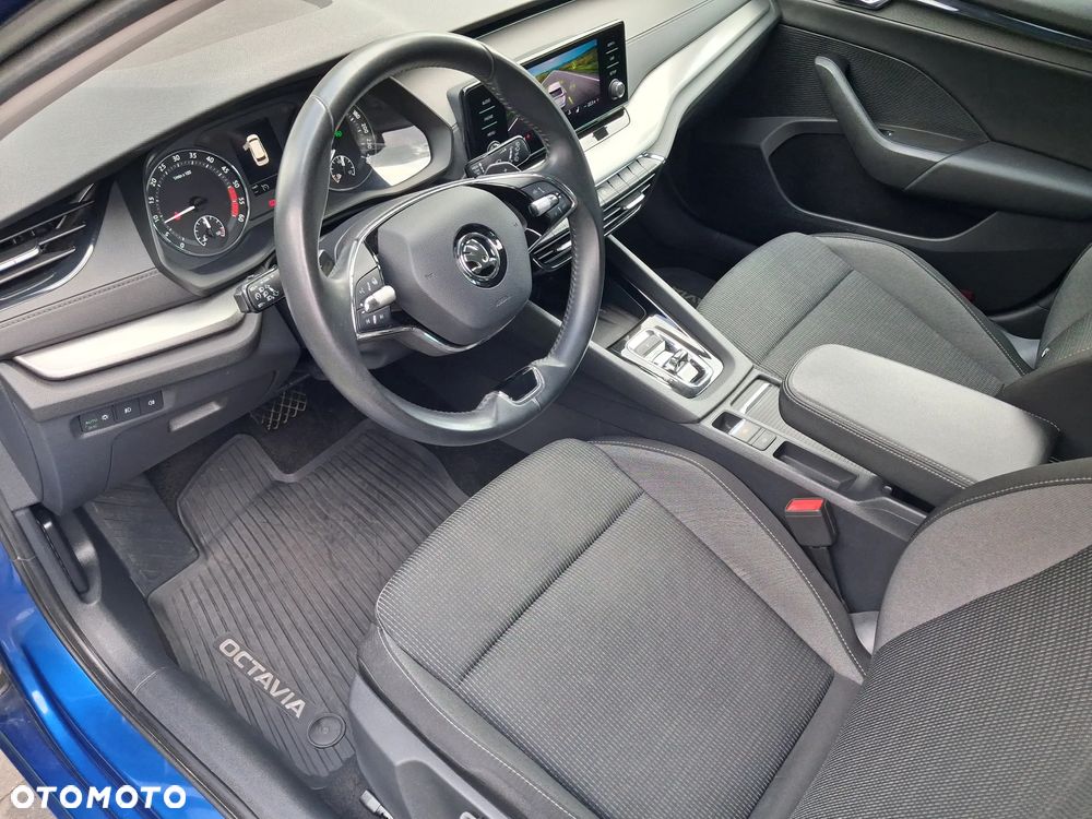 Skoda Octavia 2.0 TDI Ambition DSG - 31