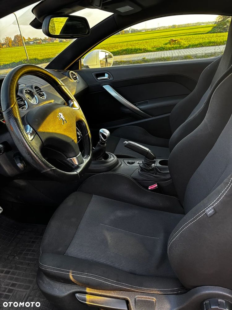 Peugeot RCZ 2.0 HDi - 26