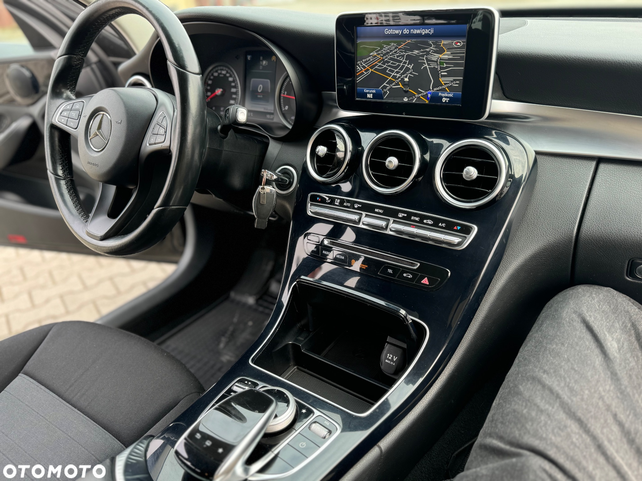 Mercedes-Benz Klasa C 200 (BlueTEC) d 7G-TRONIC - 2