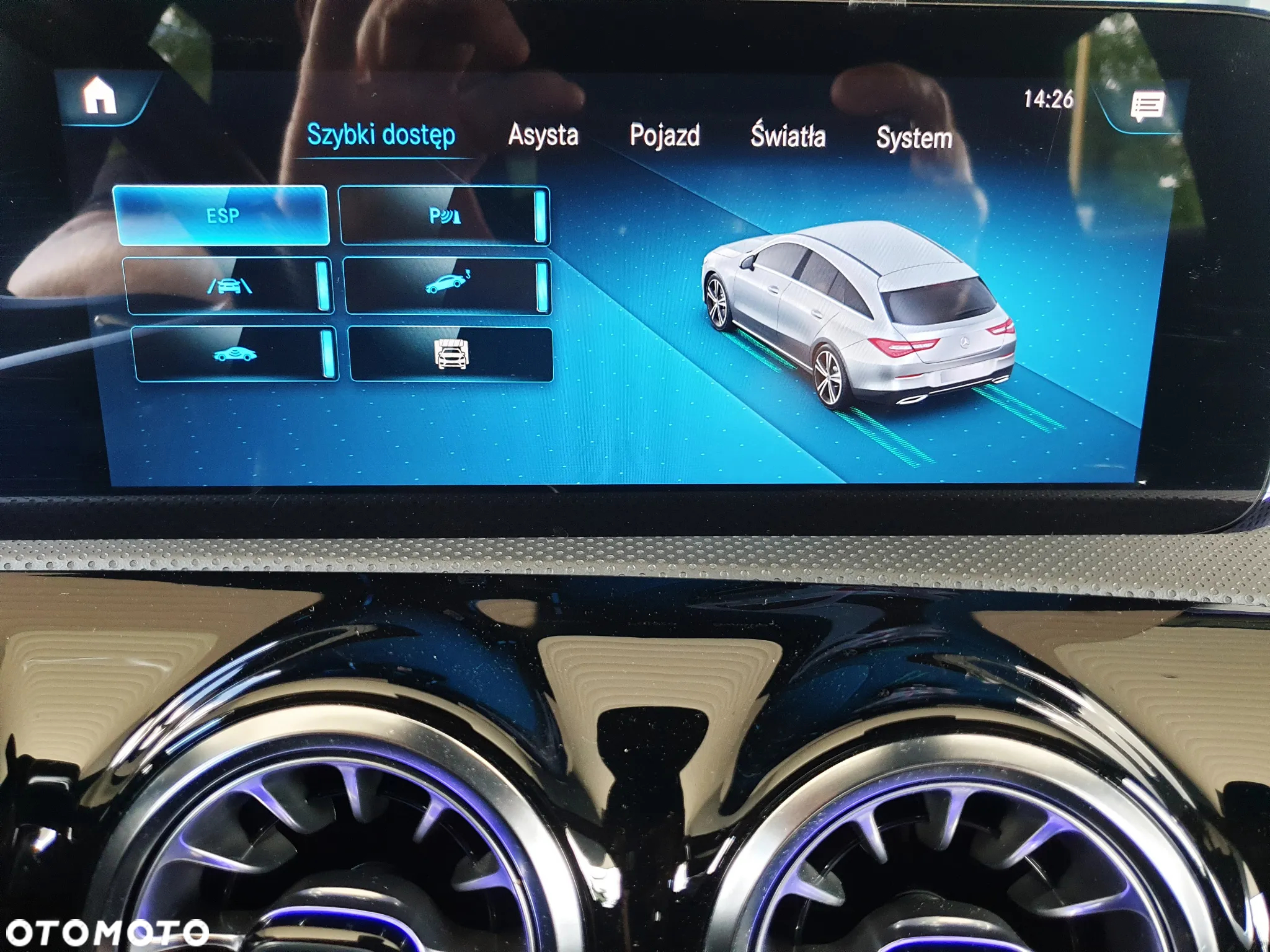 Mercedes-Benz CLA 200 AMG Line 7G-DCT - 26