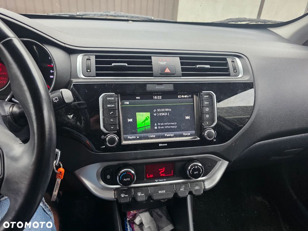 Kia Rio 1.2 M - 14