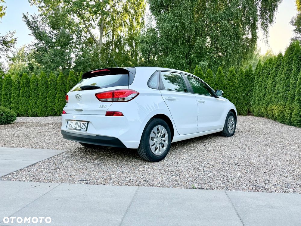 Hyundai i30 1.4 Classic + - 10