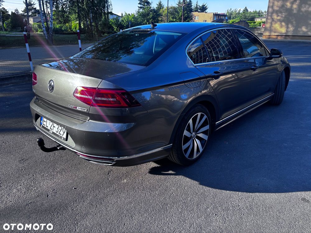 Volkswagen Passat 2.0 TDI BMT Highline DSG - 8