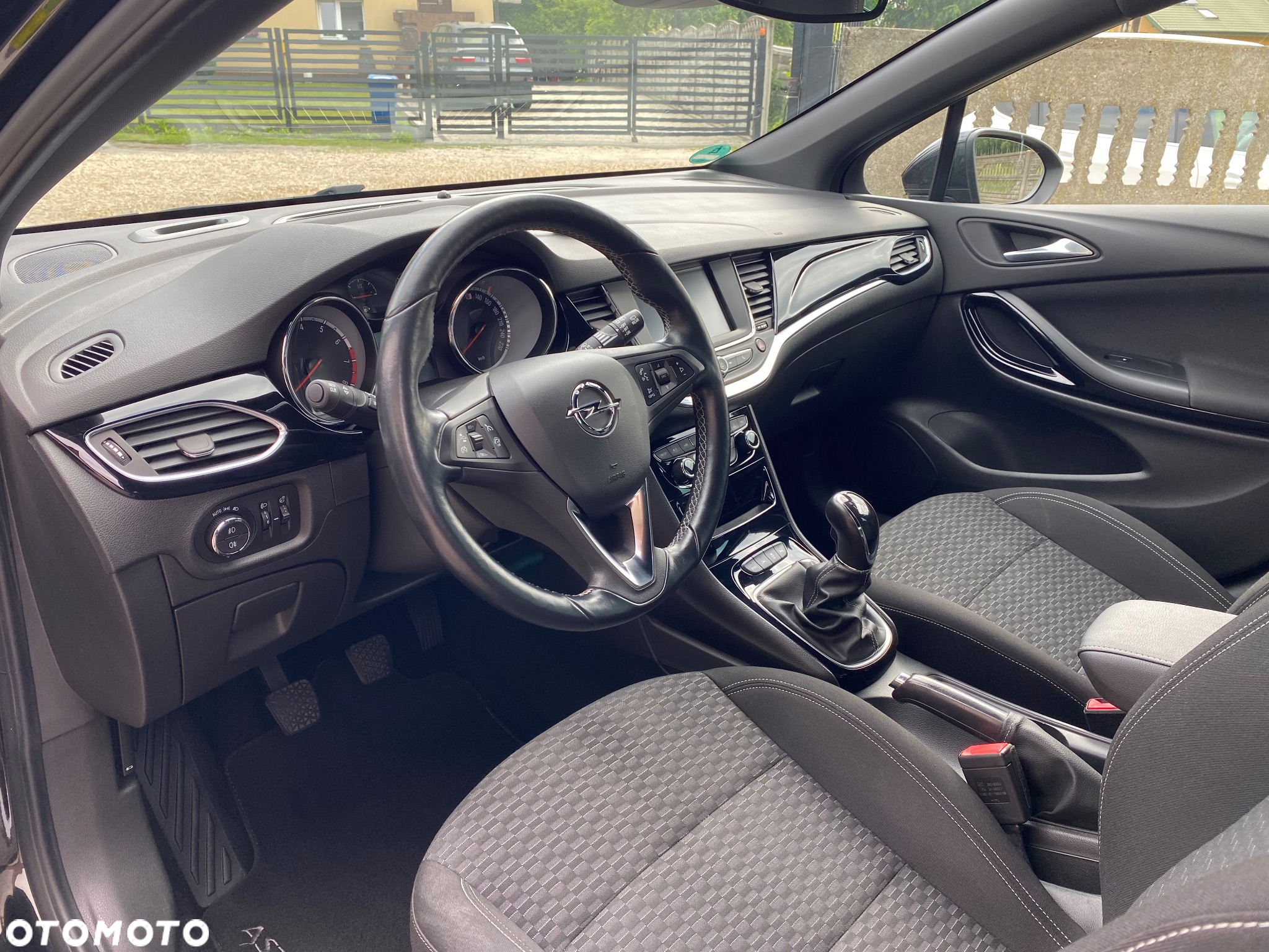Opel Astra 1.4 Turbo Innovation - 12