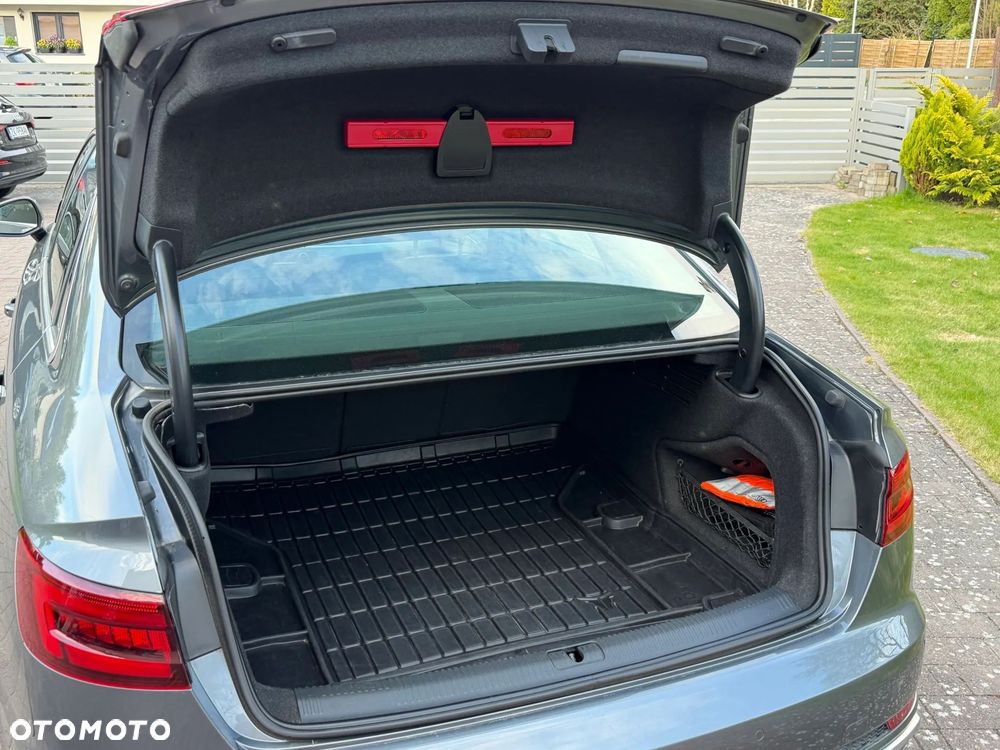 Audi A4 Limousine 35 TFSI S tronic - 15