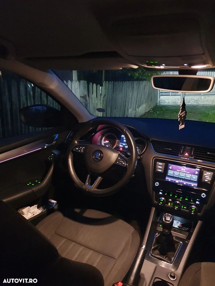 Skoda Octavia - 8