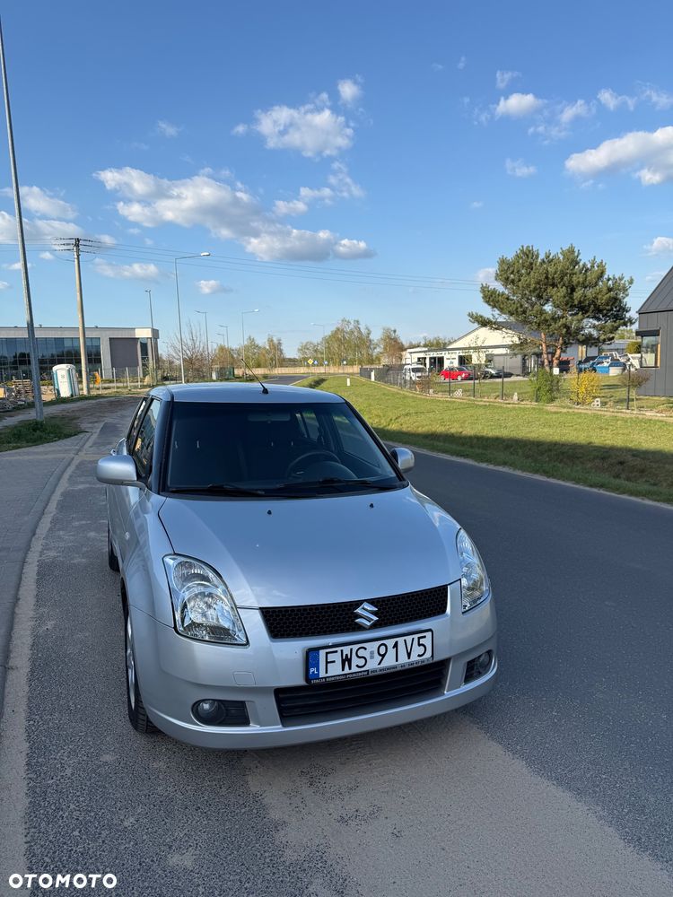 Suzuki Swift - 2