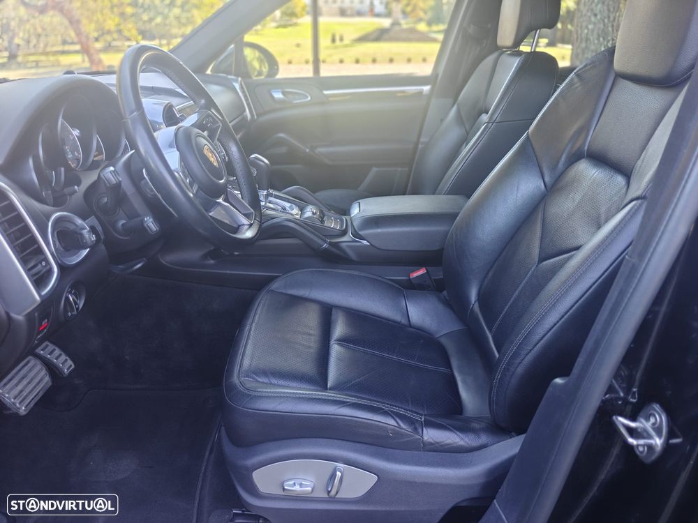 Porsche Cayenne S Tiptronic S - 14