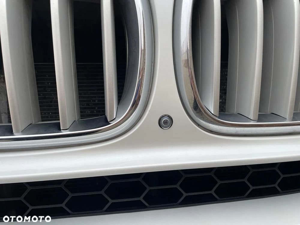 BMW X5 M M50d - 15