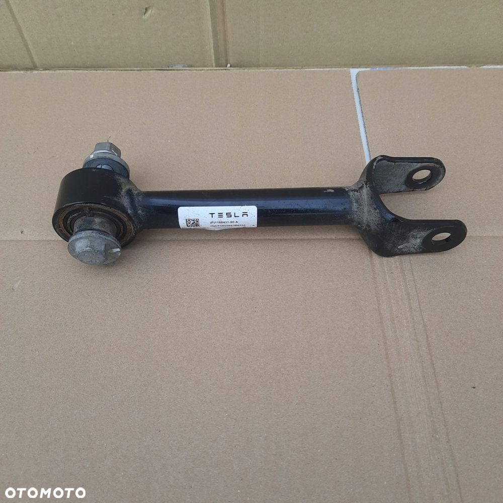 WAHACZ TYŁ LEWY TESLA Y DEMONTAŻ