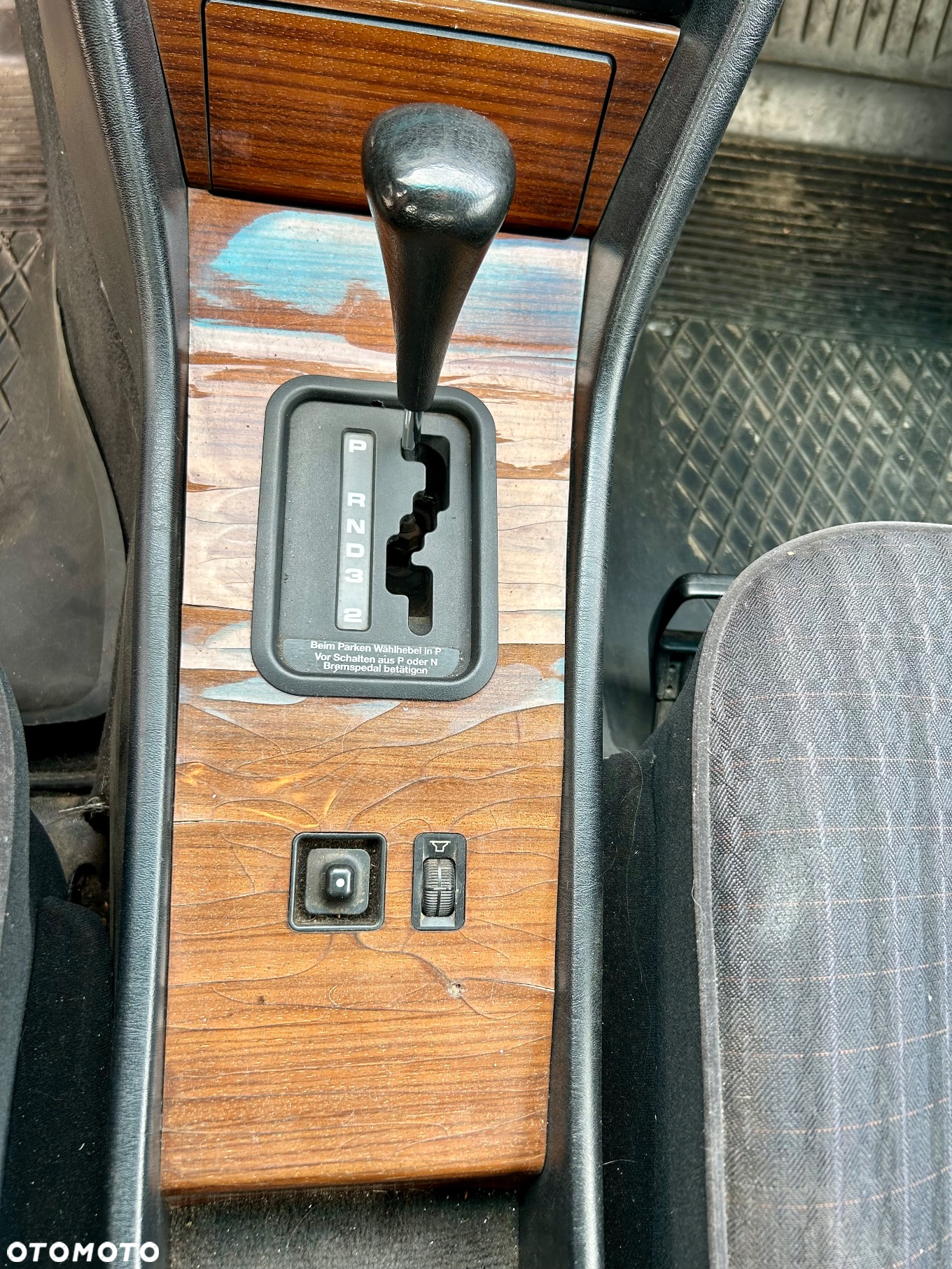 Mercedes-Benz W124 (1984-1993) - 11