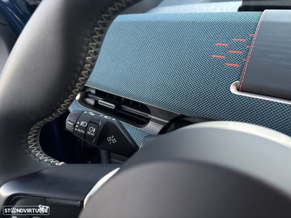 MINI Aceman E Favoured S + - 37