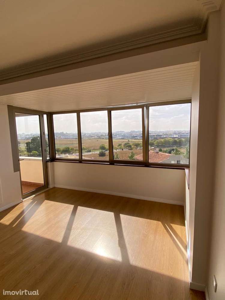 Arrendamento T3 BAIRRO DO LICEU - Grande imagem: 5/13