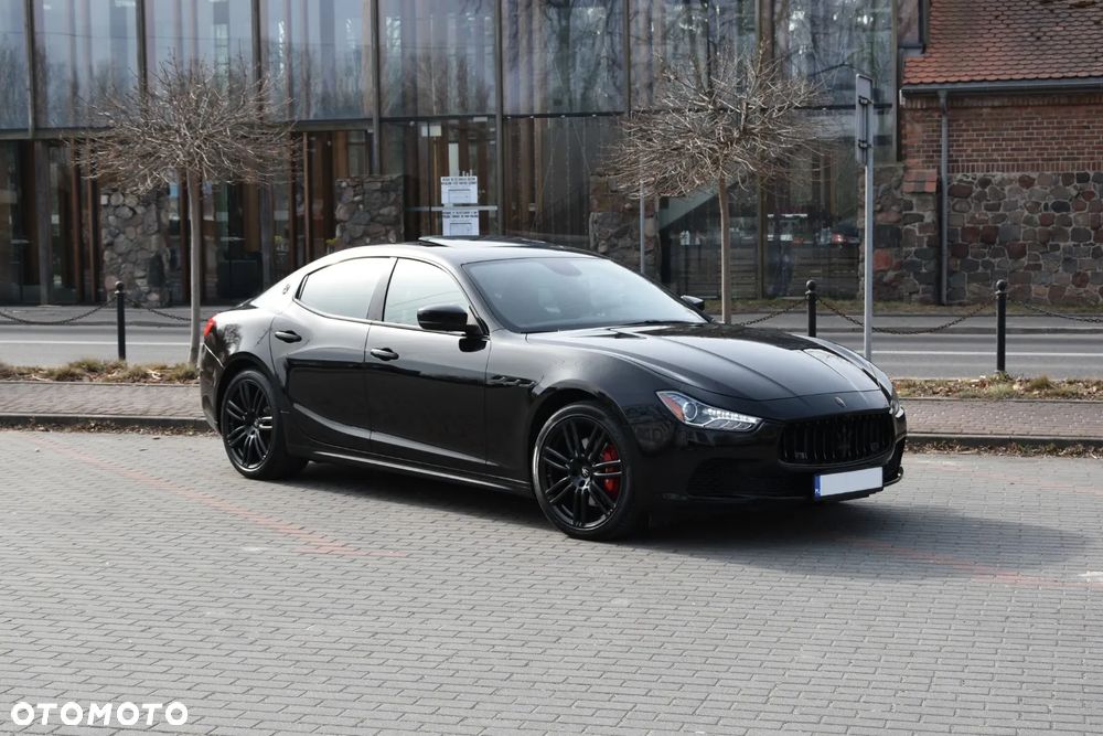 Maserati Ghibli GranSport - 8