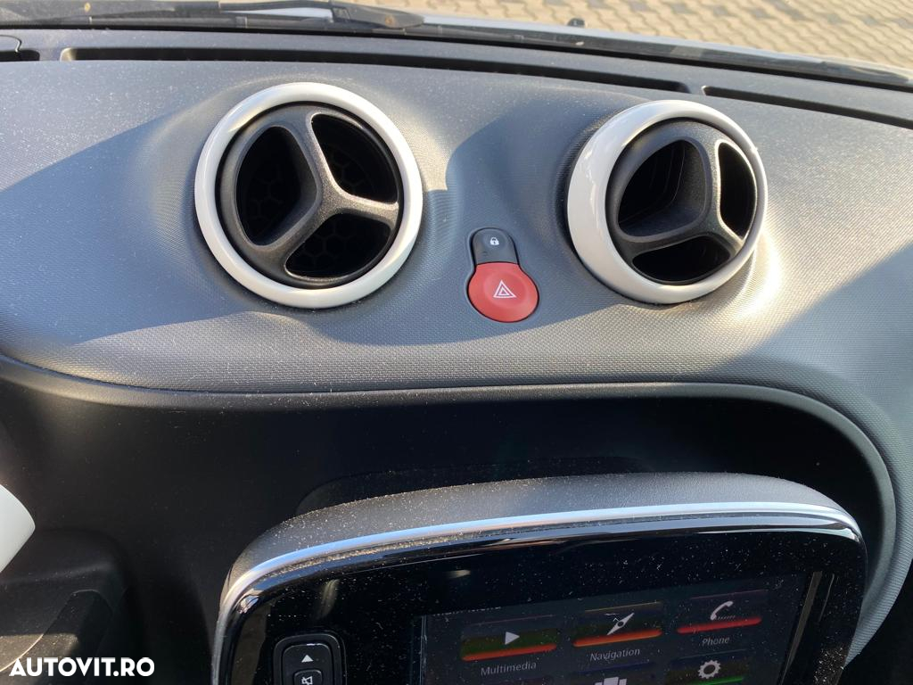 Smart Fortwo coupe EQ - 19