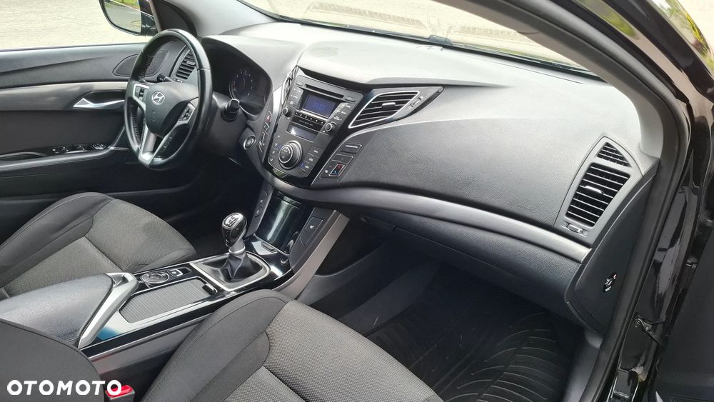 Hyundai i40 Kombi 1.6 Trend - 10