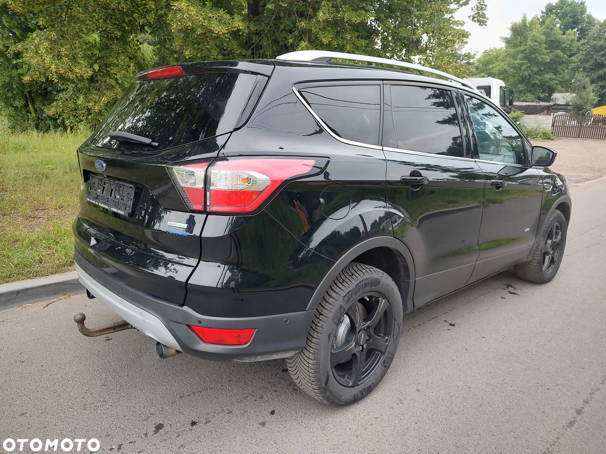 Ford Kuga 1.5 EcoBoost 4WD Titanium - 4