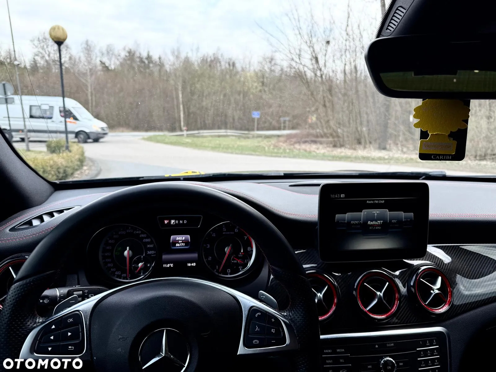 Mercedes-Benz GLA AMG 45 4-Matic - 14