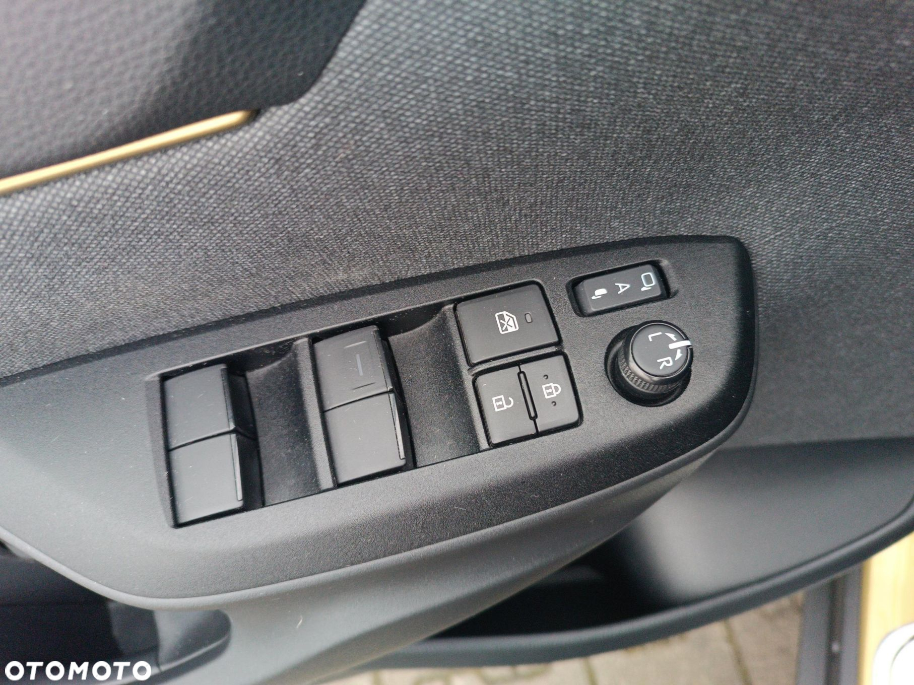Toyota Yaris Cross - 19