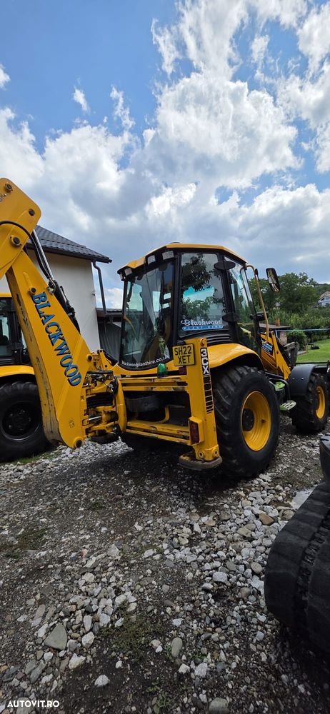 JCB 3CX - 12