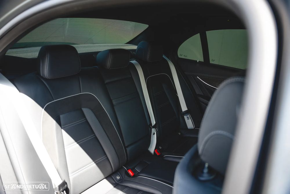 Mercedes-Benz E 63 AMG S 4-Matic+ - 47