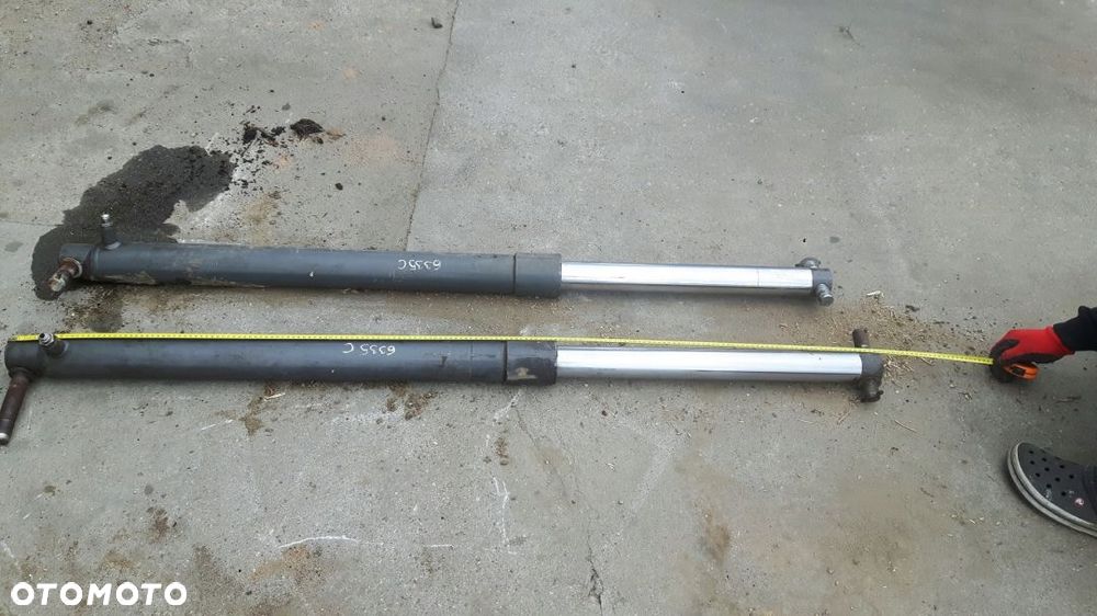 SIŁOWNIK DO HEDERU KOMBAJN ZBOŻOWY FENDT 6335C 15R