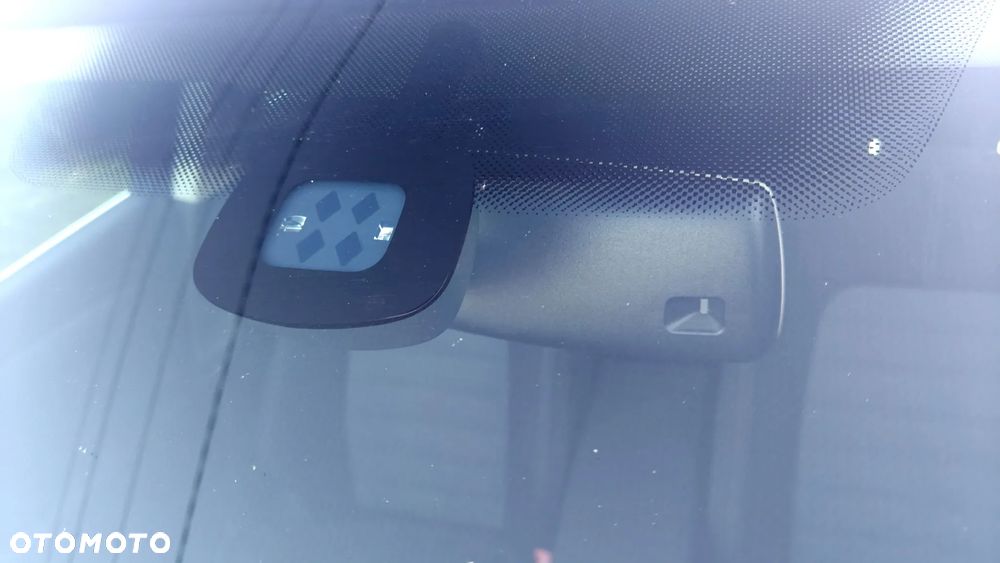 Volkswagen Passat 2.0 TDI Highline - 30