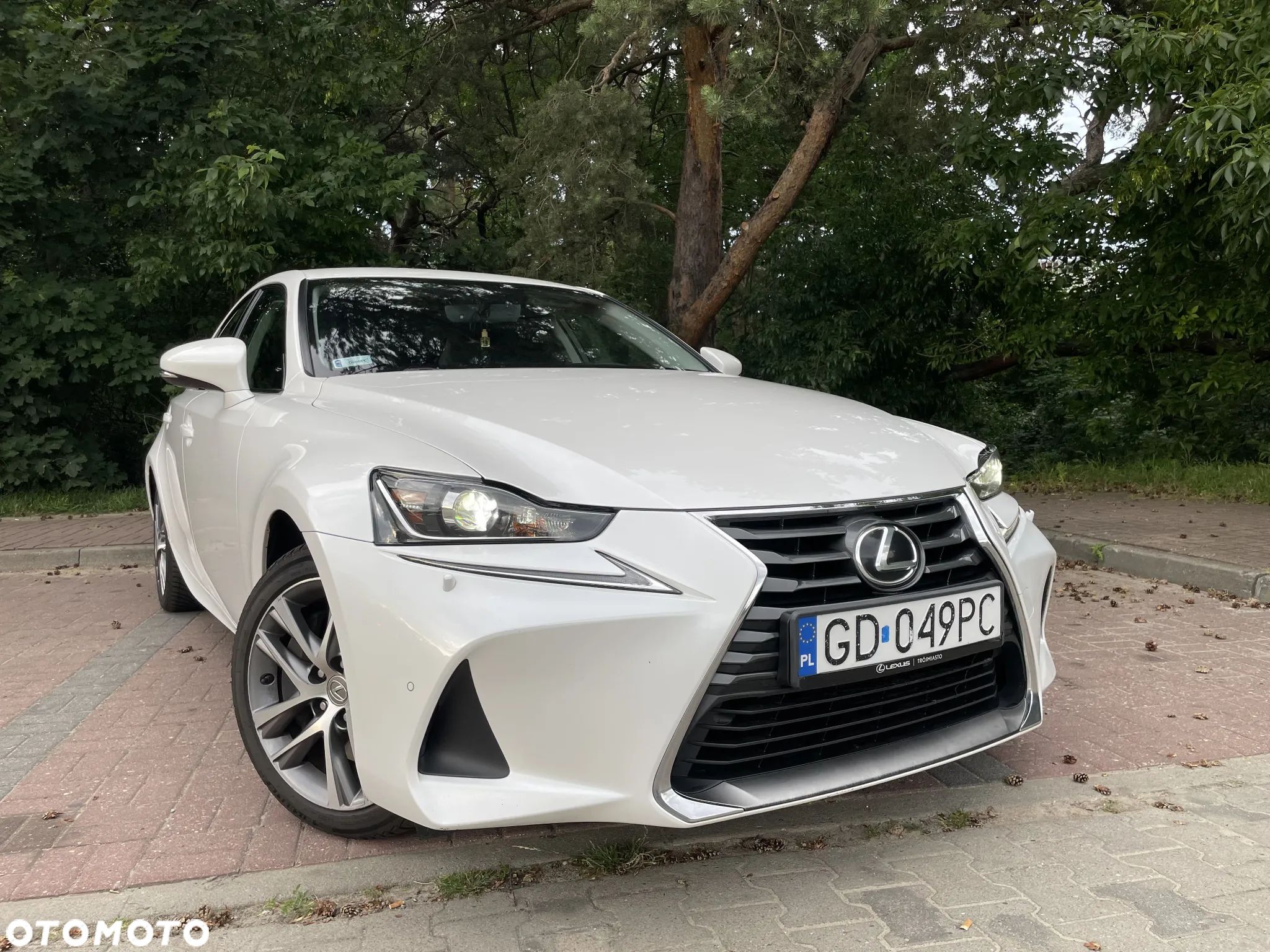 Lexus IS 200t Elegance - 1