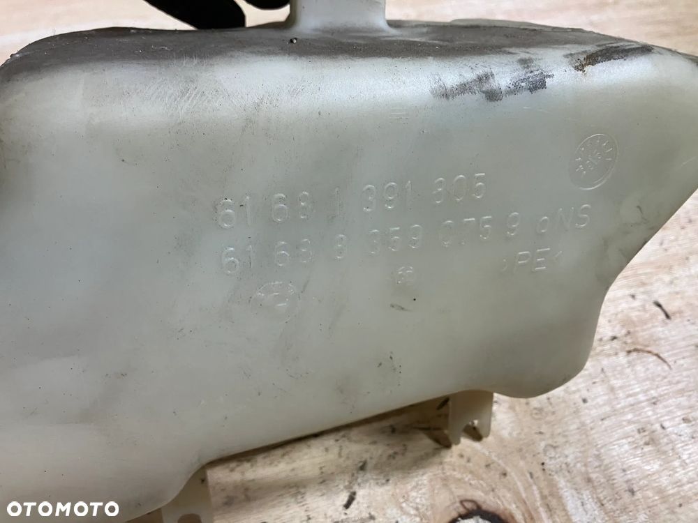 ZBIORNICZEK SPRYSKIWACZY BMW E32 E34 TOURING KLAPY 1378612 1391805 - 6