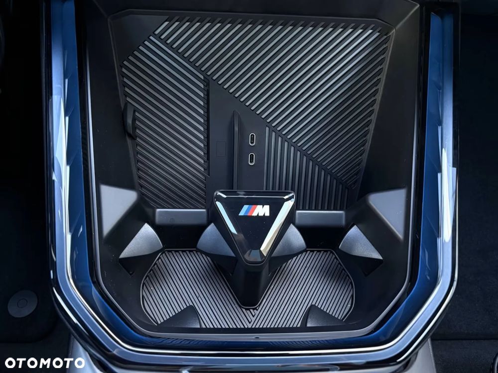 BMW X3 xM50 mHEV - 7