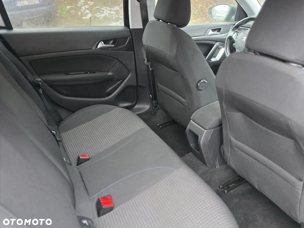 Peugeot 308 PureTech 110 Stop & Start Style - 10