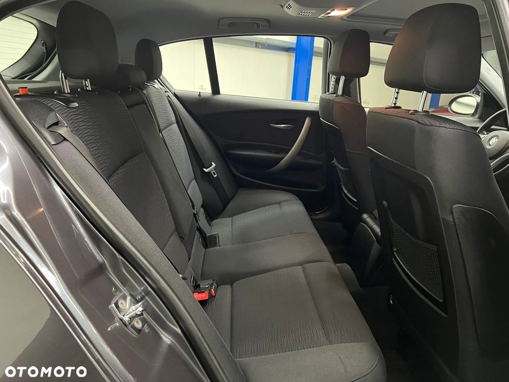 BMW Seria 1 118d DPF Edition Lifestyle - 36