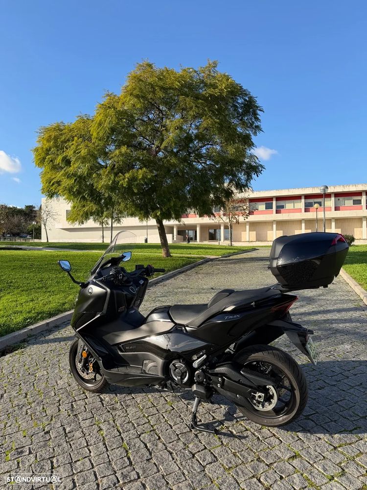 Yamaha TMAX TechMax - 4