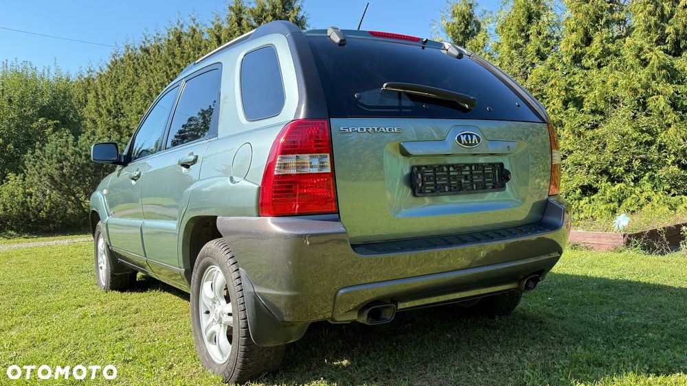 Kia Sportage 2.0 CRDI 4WD Champ - 3