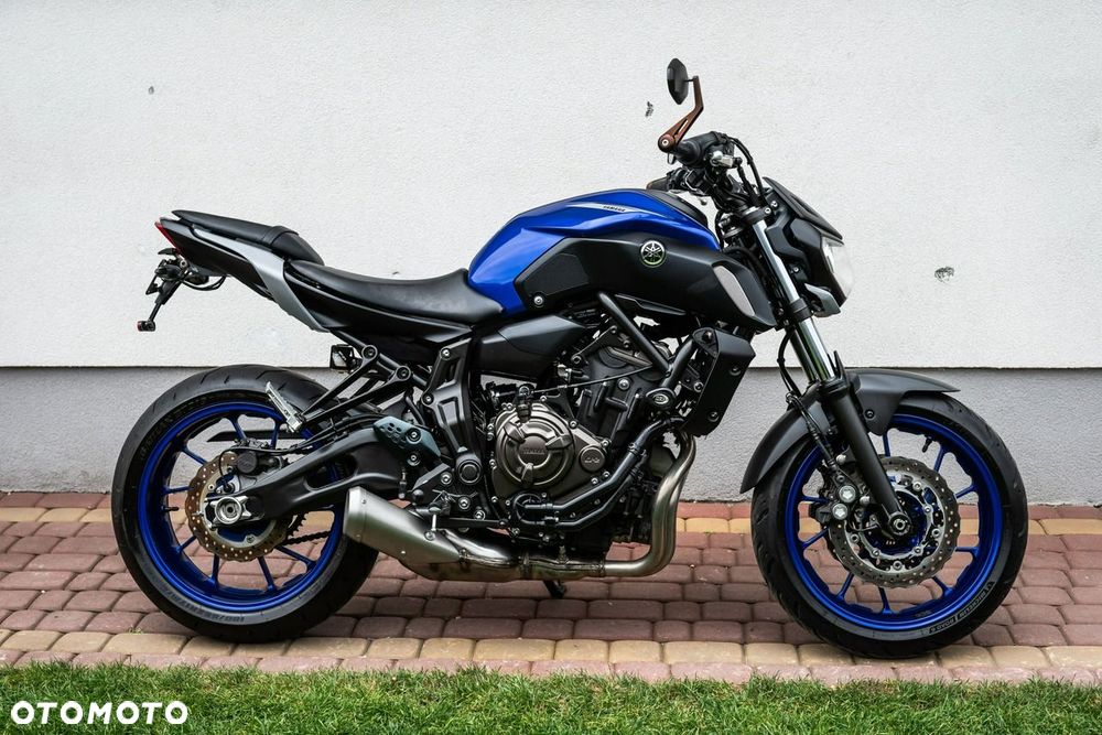 Yamaha MT - 3