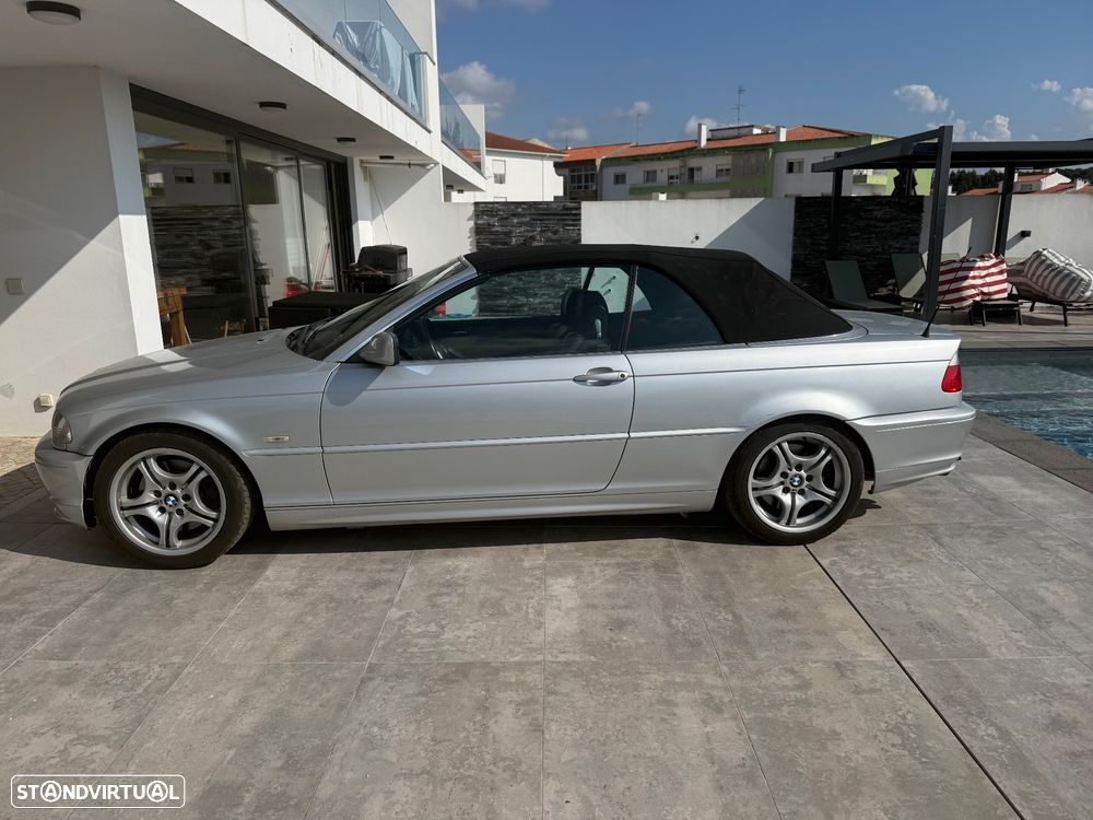 BMW 330 Ci Cabrio - 2