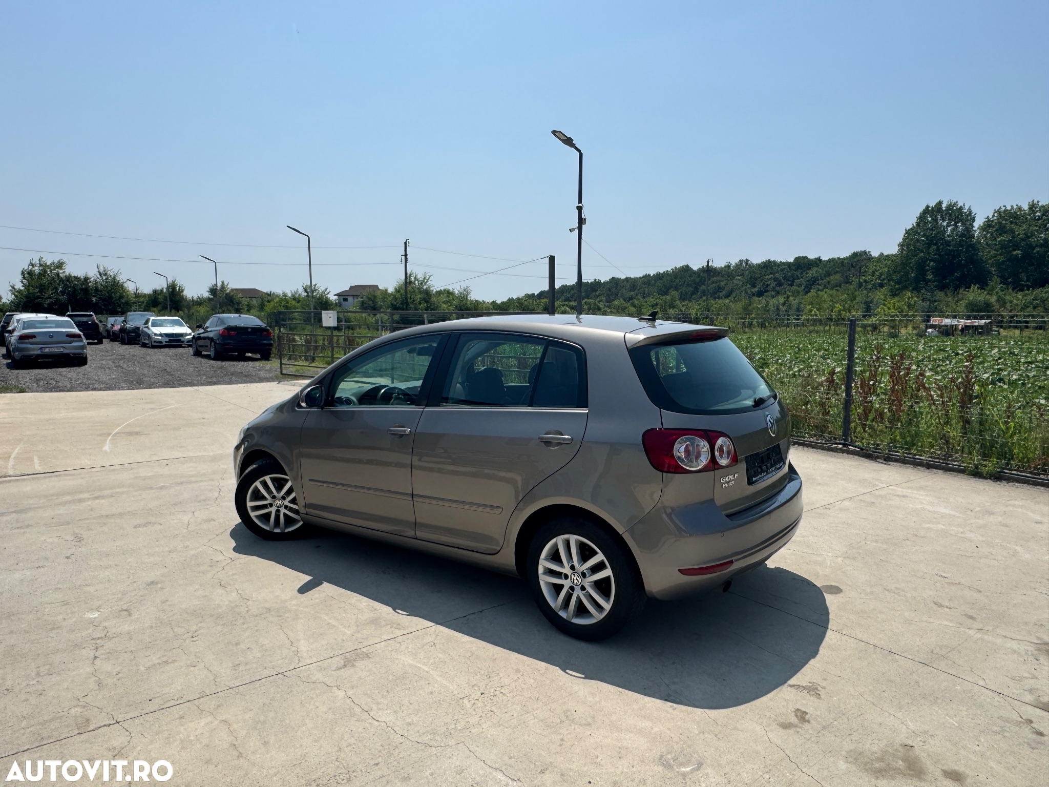 Volkswagen Golf 1.6 TDI DSG BMT Highline - 10