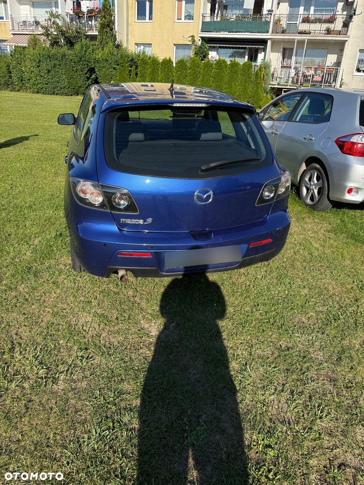 Mazda 323 - 11