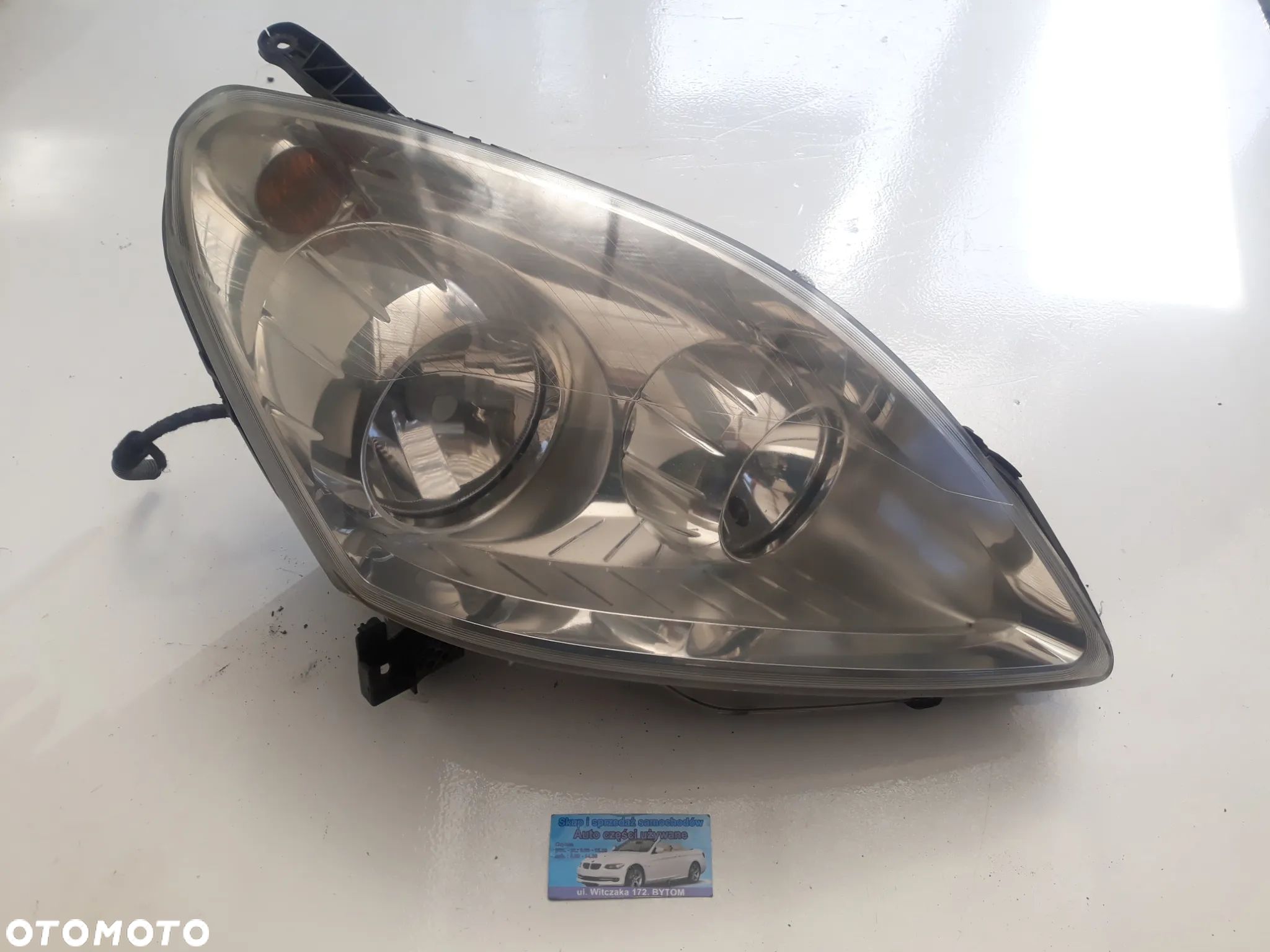 LAMPA PRAWY PRZÓD OPEL ZAFIRA B 2008r LIFT 13260845 - 1