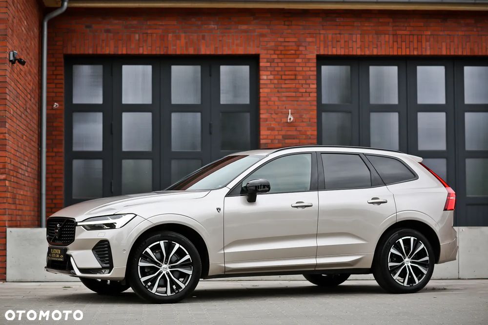 Volvo XC 60 B4 D AWD Ultimate Dark - 9