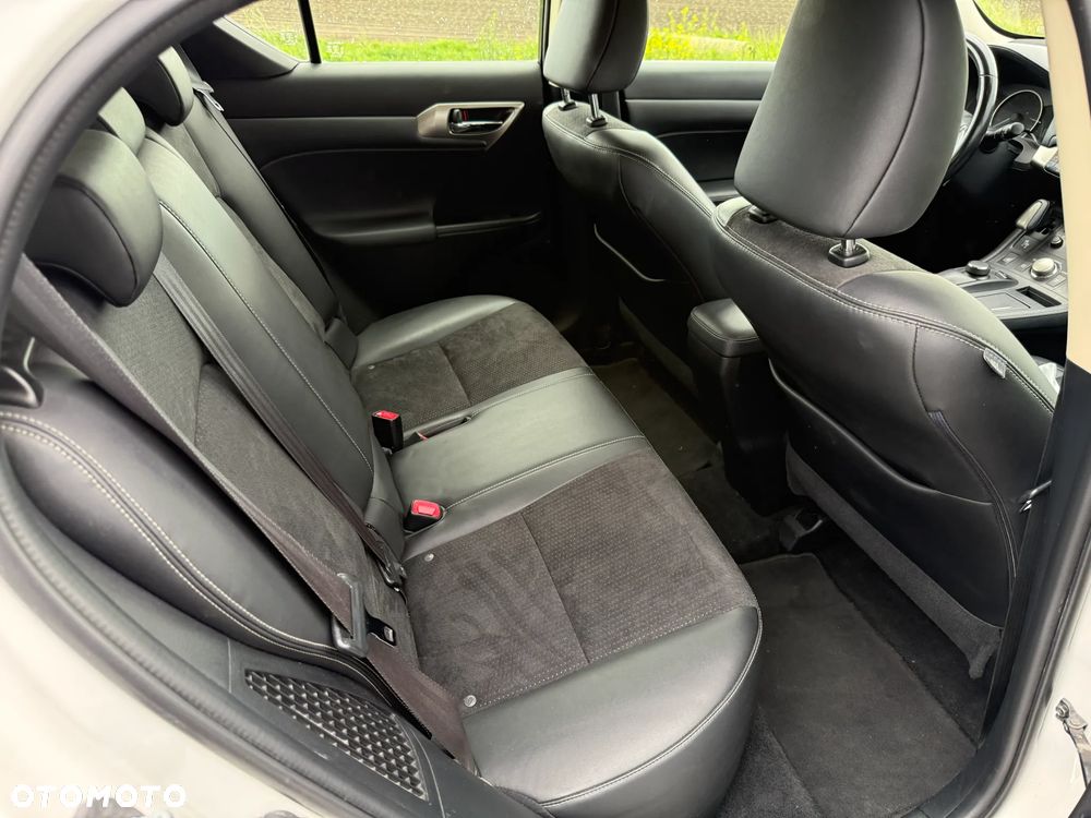 Lexus CT 200h Comfort EU6 - 16