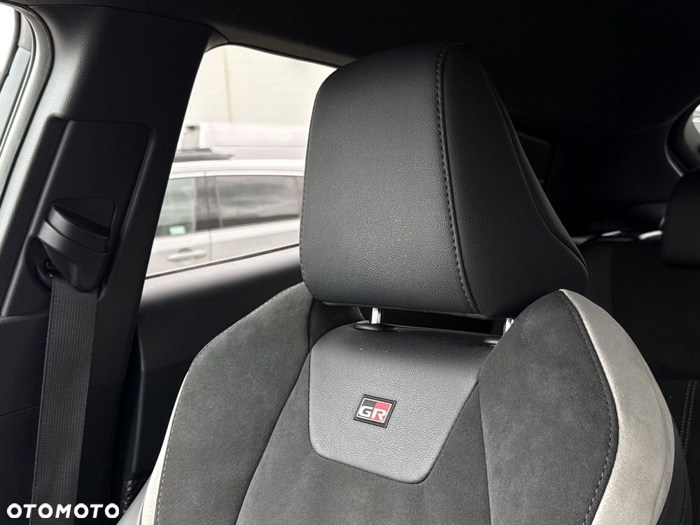 Toyota C-HR 2.0 Hybrid GR Sport - 25