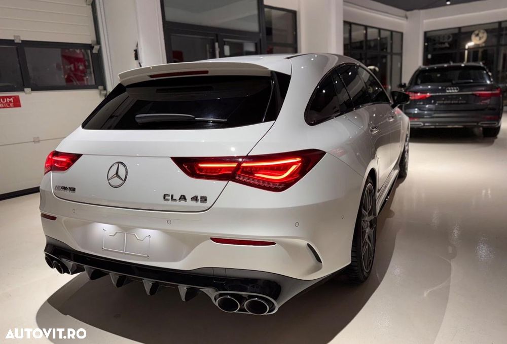 Mercedes-Benz CLA 45 AMG - 6